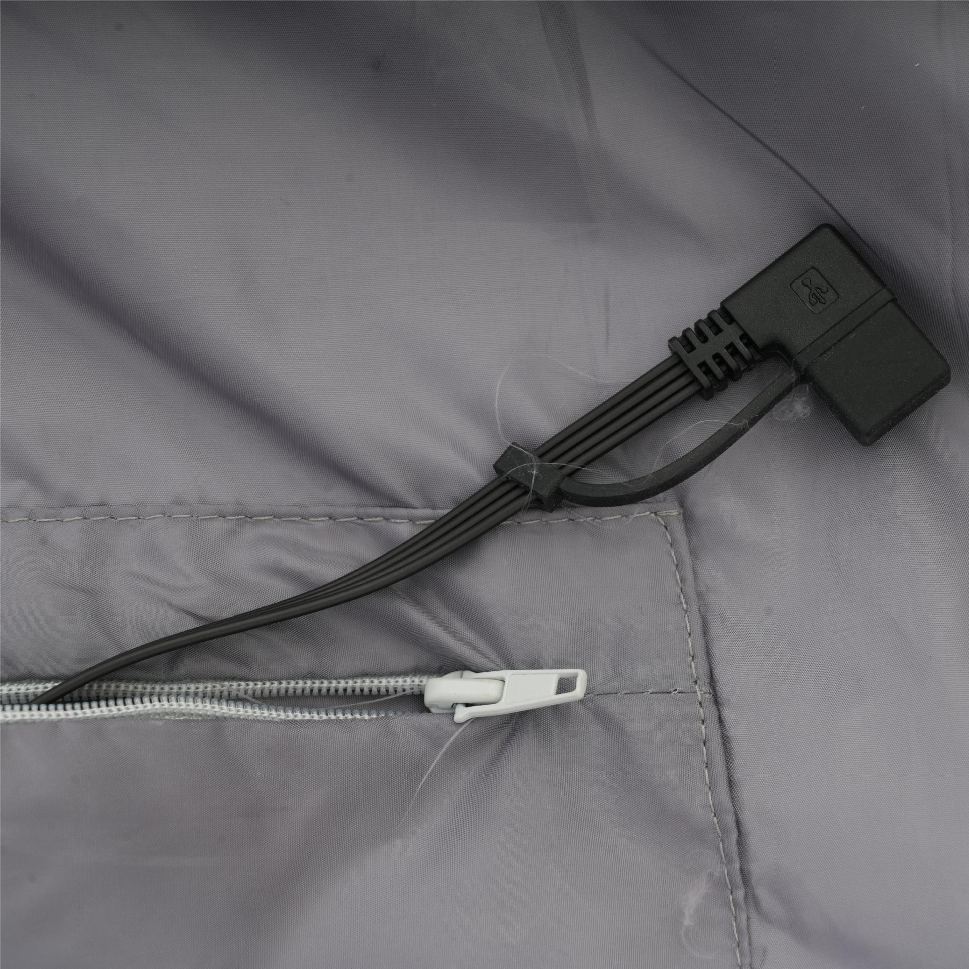 Factory Customized Hooded Heated Outdoor Blanket Winter Hooded Quilted Blanket One to Four Polyester Camping Blanket Cross-Border Foreign Trade