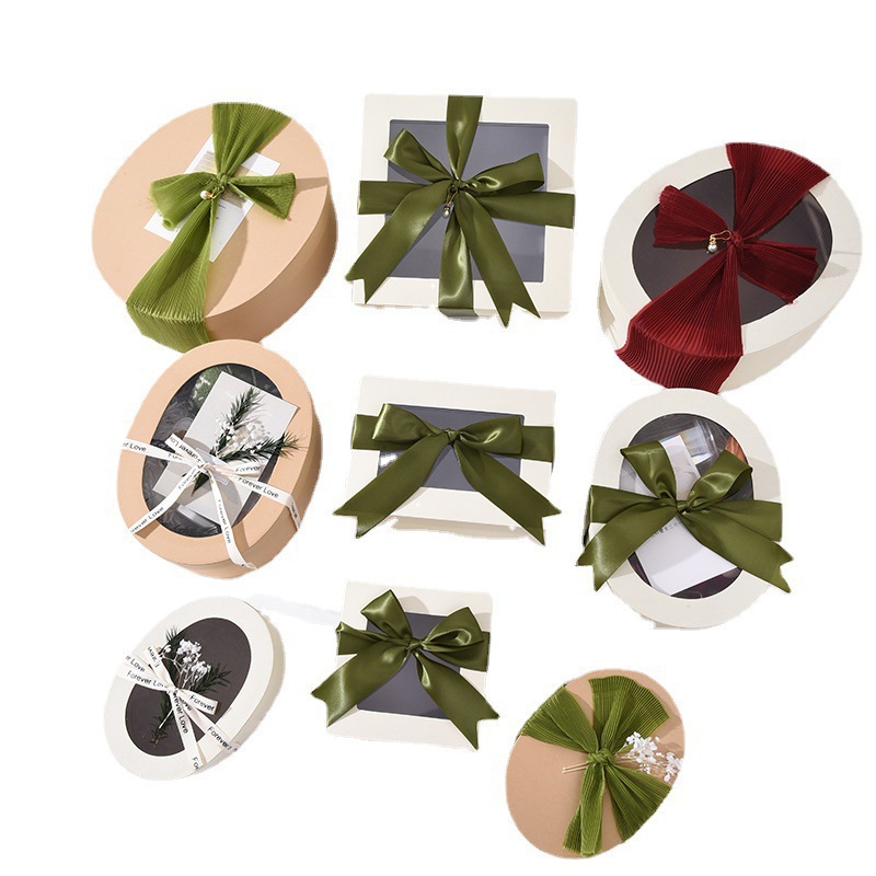 2025 New Year Baking Packaging Box Oval Gift Box with Lid and Transparent Large Capacity Gift Box with Lid