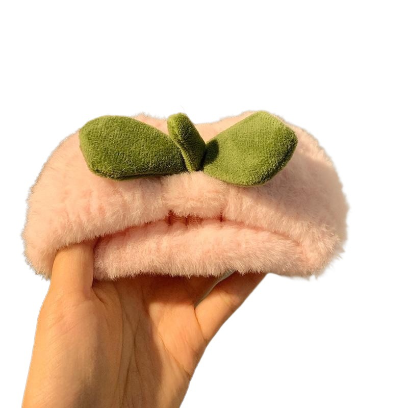 Cute Pink Peach Plush Face Wash Headband for Women, Special Hairband for Small Grass Mask, Non-Slip Headband Hair Accessory