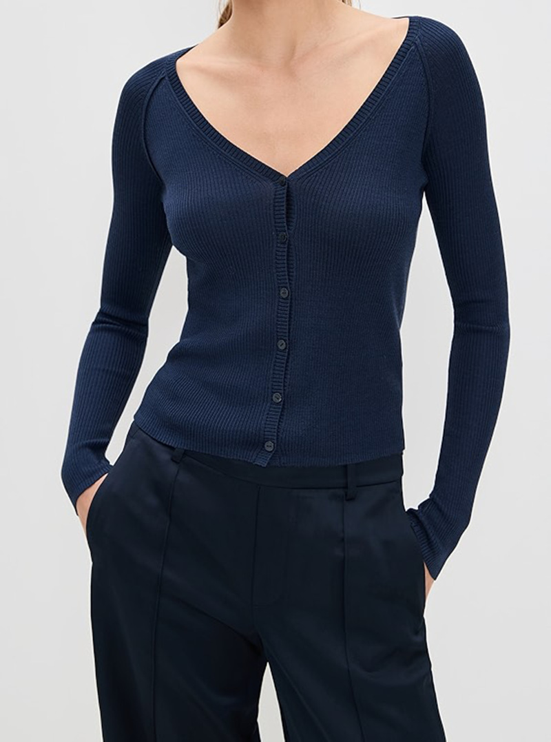 Autumn Women's V Neck Pullover Knitwear, See Picture, Pattern Making, Export Order Processing and Customization, Dalang Woolen Knitwear Factory