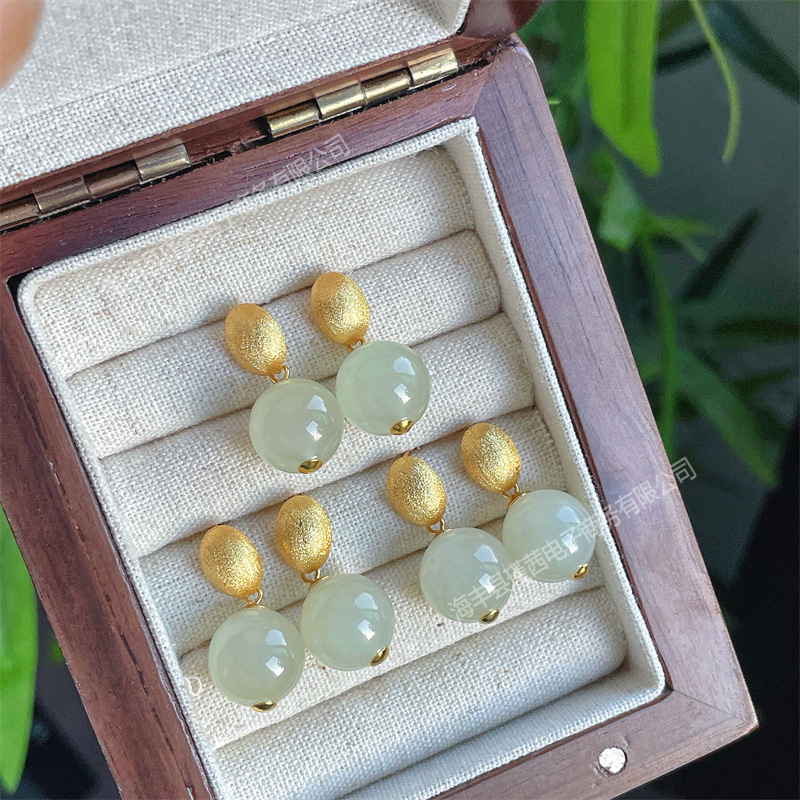 Wholesale Natural Hetian Jade Women's Earrings High Quality Translucent Qinghai Material Clear Water Earrings Jade Earrings Ear Hooks