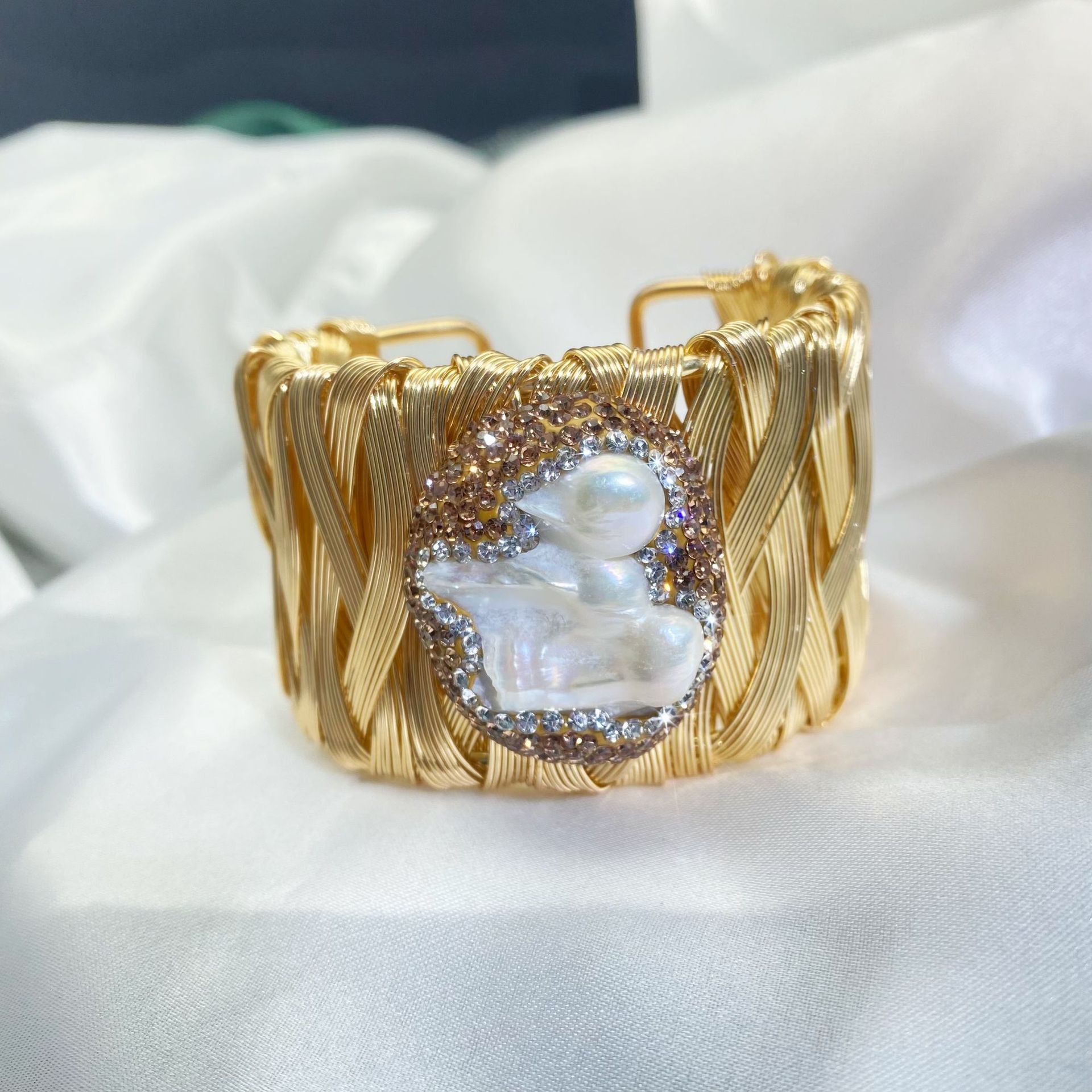 Натуральный барочный браслет 2023 новый дизайн ювелирных изделий нишевой ювелирный завод прямые оптовые продажи