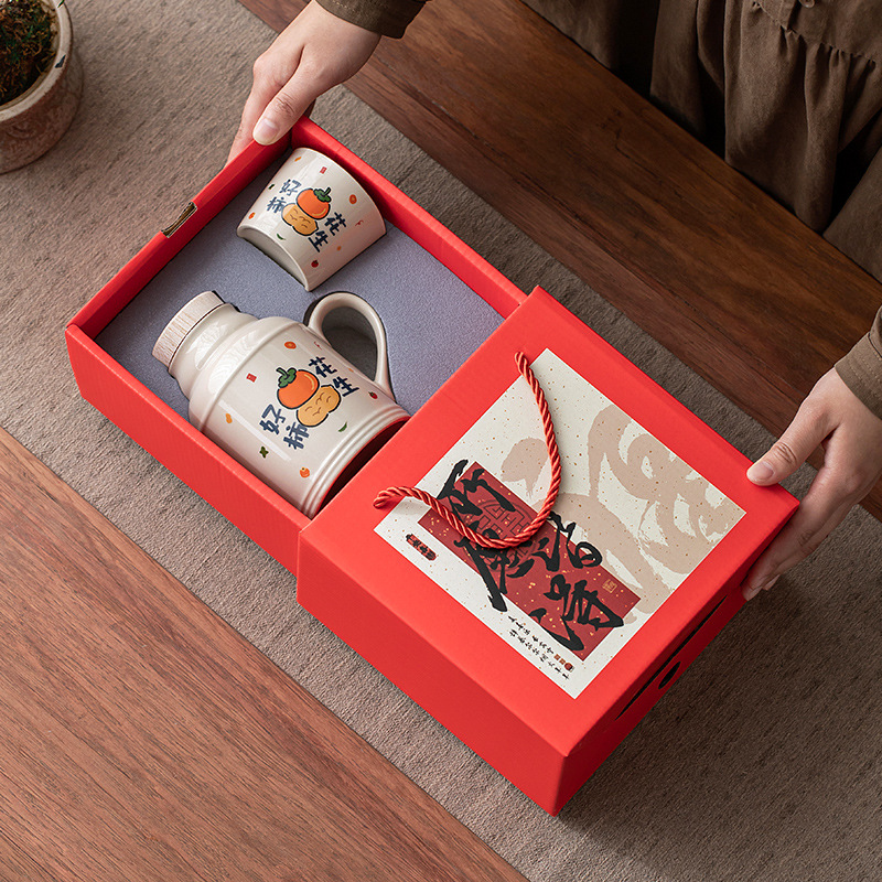 Little Red Book Ceramic Braised Teapot Teapot Teapot Teapot Small Tapot Large Capacity Ceramic Water Cup Accompanying Gift Wholesale