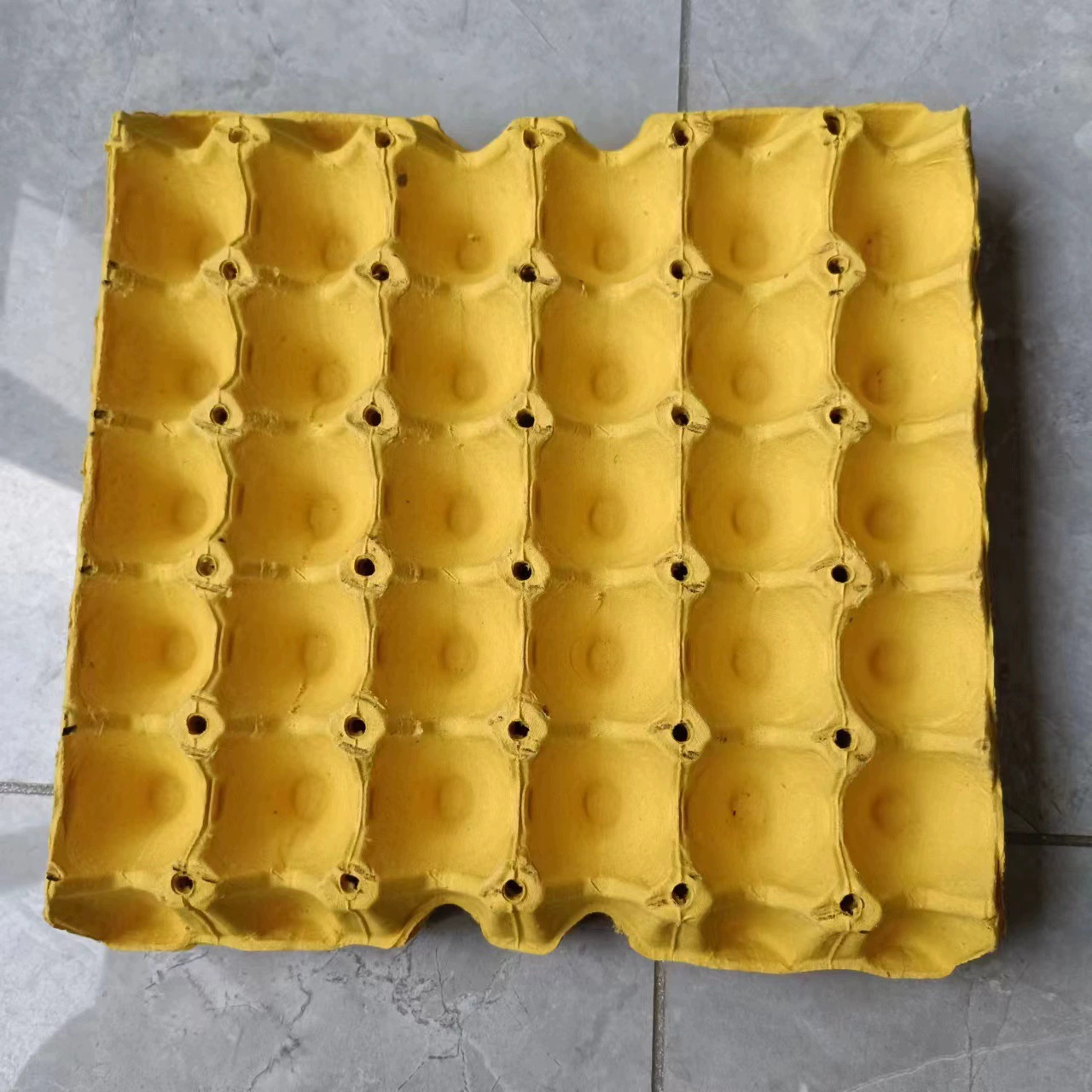 The Manufacturer Supplies 30 Pieces, 15 Pieces, 12 Pieces of Paper Pulp Egg Trays, Cauliflower Yellow, Standard Yellow, Standard White, Moisture-Proof, Waterproof and Pressure-Resistant