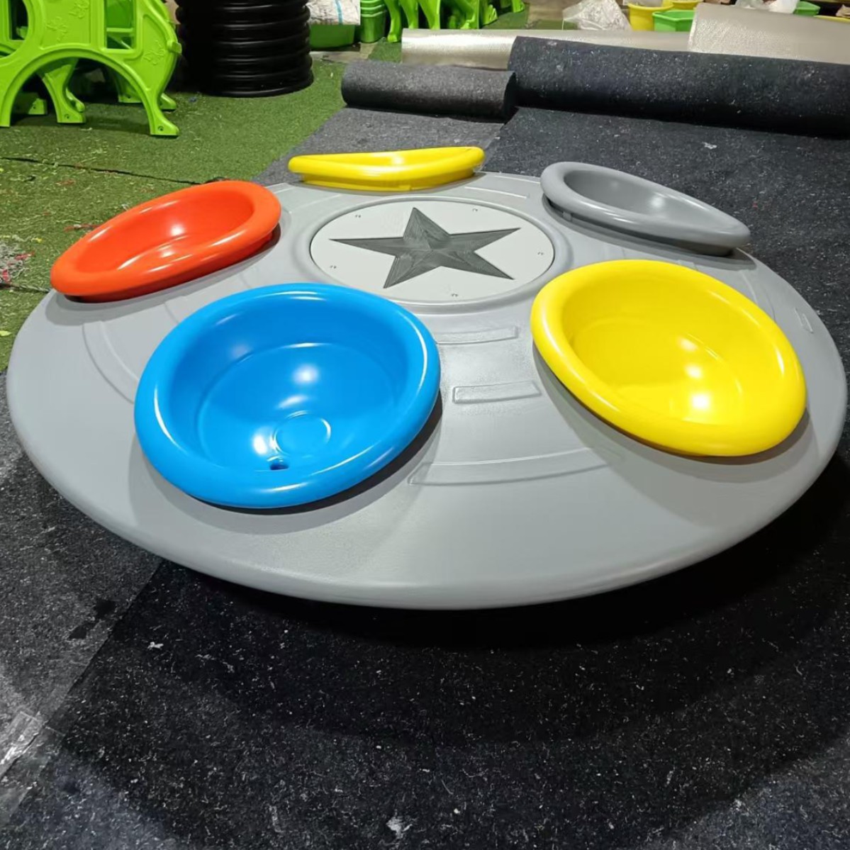 German 2026 New Kidsren's Outdoor Plastic Swivel Chair Turntable Kidsren's Outdoor Flying Saucer Turntable Kindergarten Community Room