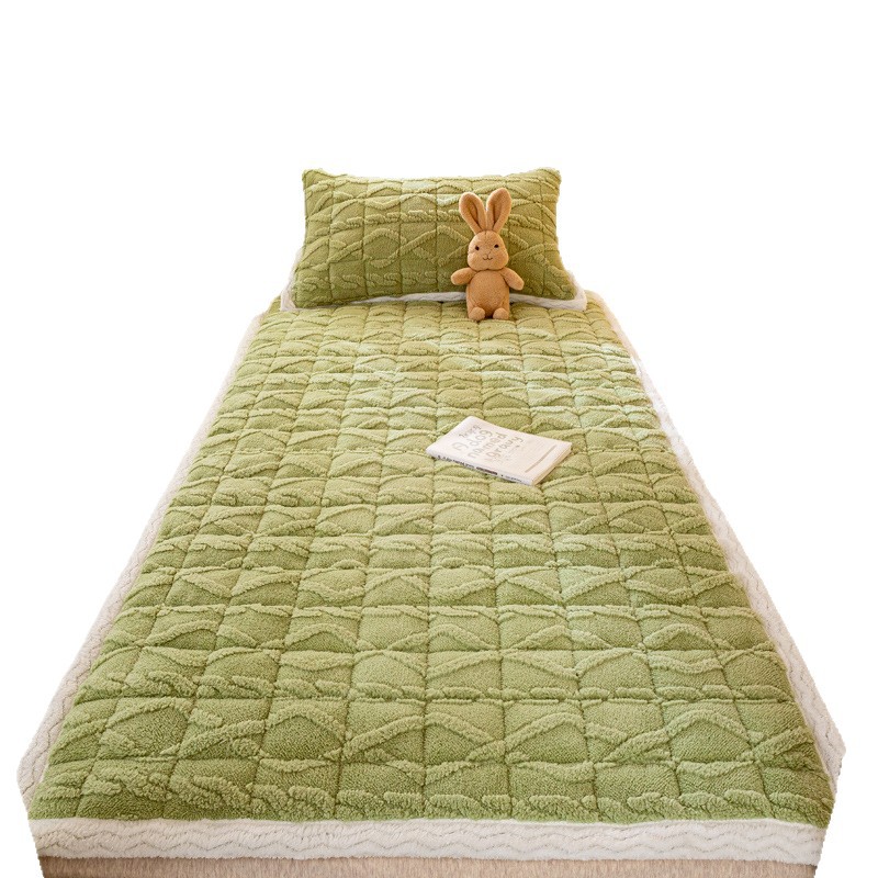 Factory Direct Thickened Milk Velvet Mattress Autumn and Winter Warm Quilted Mattress Pad Student Dormitory Home Wholesale Delivery
