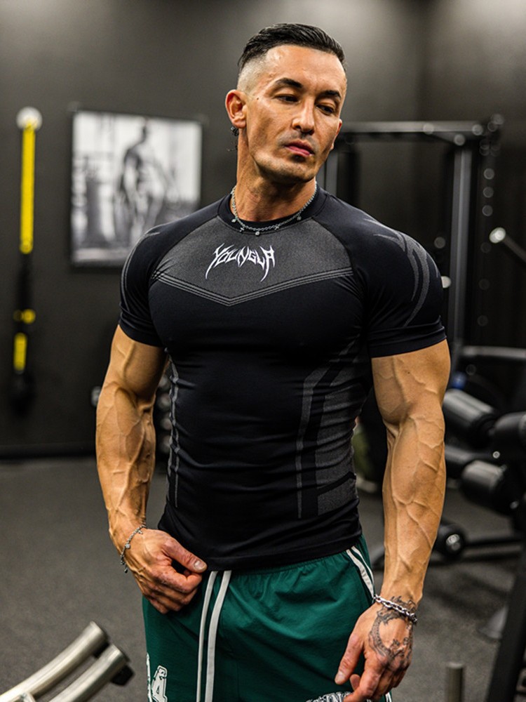 Youngal European and American New Fitness Clothing Coach Sports T-Shirt Bodysuit Men's High Elastic Training Clothing Fitness Clothing Short Sleeves