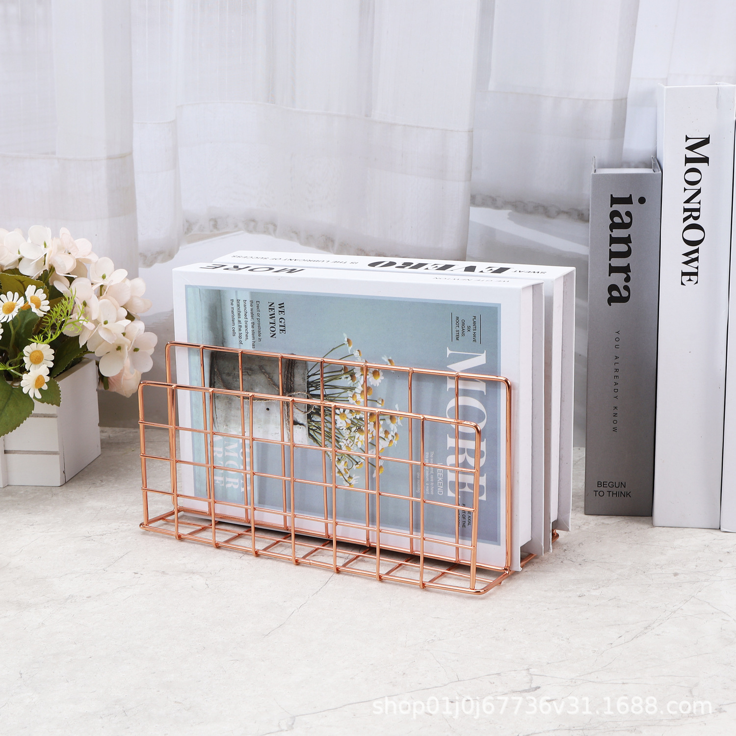 Nordic Style Creative Iron Metal Three-Compartment Bookshelf Desktop Decoration File Book Storage Rack File Rack
