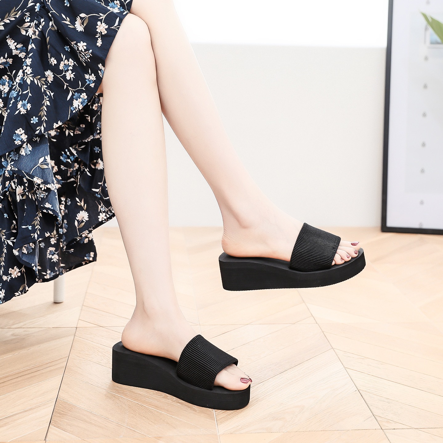 Sponge Slippers Wholesale Summer High Heel Slippers Thick Bottom Sponge Solid Color Outer Wedge Slippers Women's Sandals