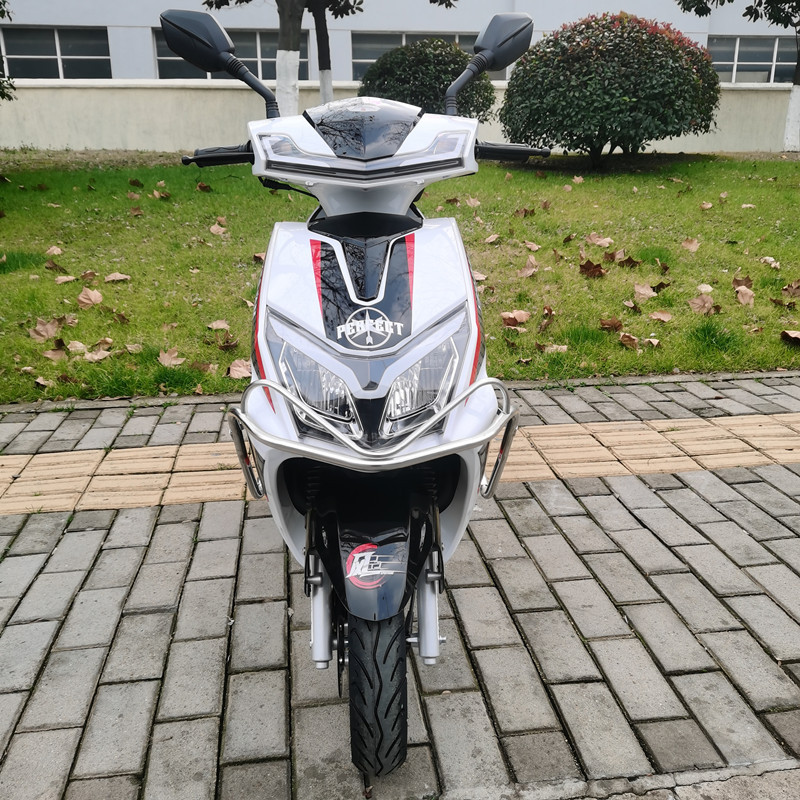 Foreign Trade Export Brand New Bajian 150Cc Scooter for Commuting, Two-Wheeled Motorcycle, Large Scooter, Economical Speed