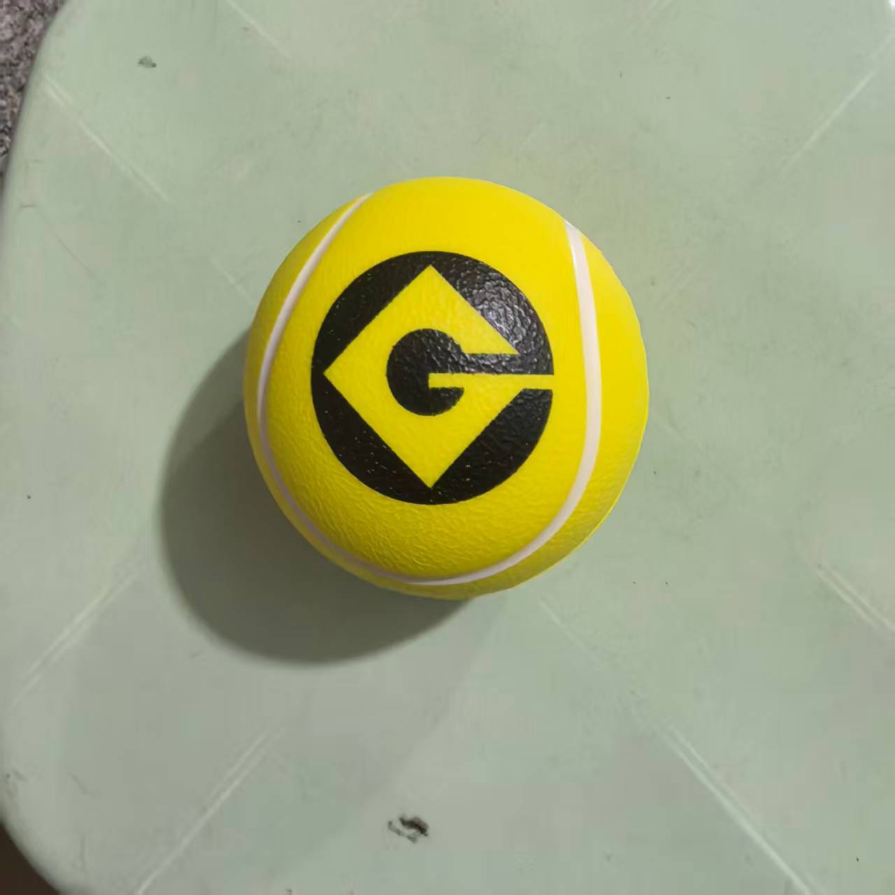 Yiwu Printing Factory Undertakes Glass and Plastic Product Logo Screen Printing, Cosmetic Packaging Material Logo Processing and Hot Stamping