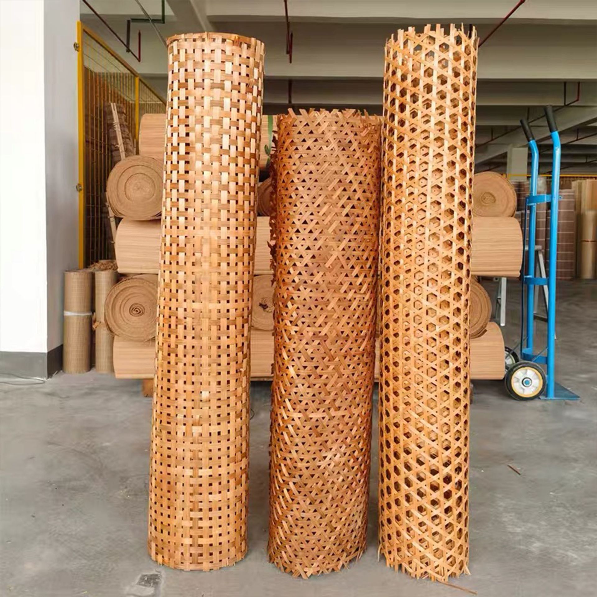 Тканый бамбуковый зеленый-желтый декоративный потолочный бамбуковый мат, мат с перекрестным гексагональным узором, карбонизированная окраска