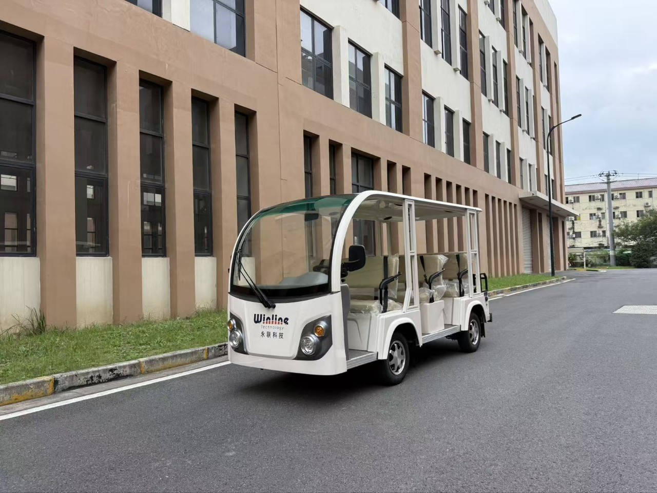 Электрический экскурсионный автомобиль на 8 мест с стеклянными дверями, туристический транспорт