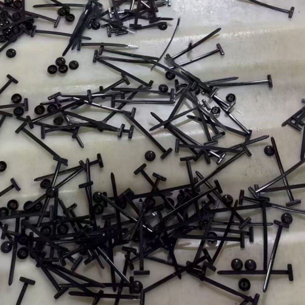 Universal Automotive Cable Ties, Plug-In Cable Ties, Replacement Screw Buckle Cable Ties, Engine Guard, Fender Through-Nail