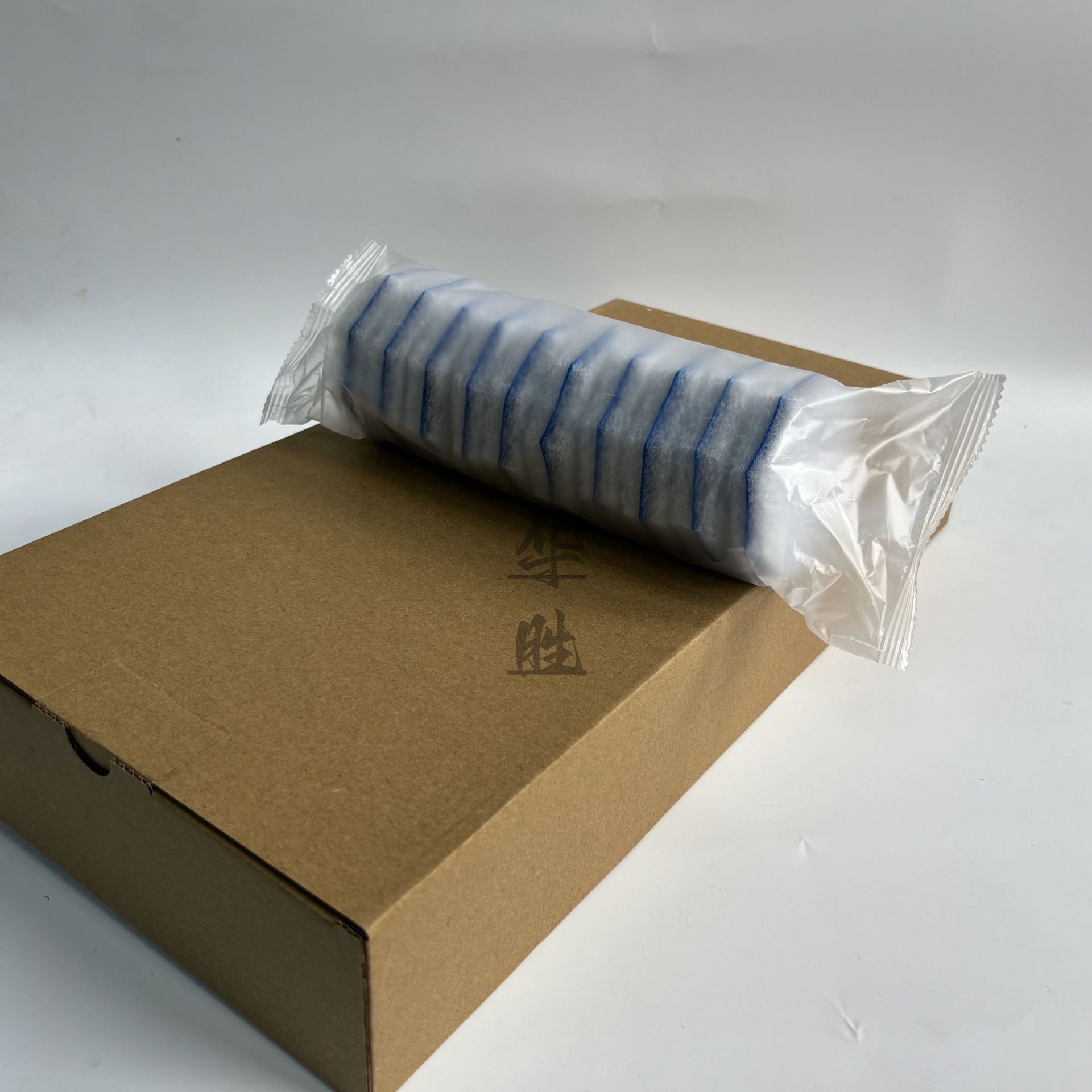 Disposable Toilet Brush Replacement Head, Bathroom Punch-Free, Disposable with Cleaning Liquid, Antibacterial Toilet Cleaning Brush