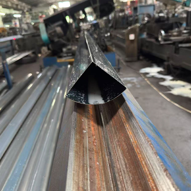 304 Stainless Steel Fan-Shaped Tubes, Customized Various Special-Shaped Tubes for Stair Handrails, Foshan Stainless Steel Source Manufacturer