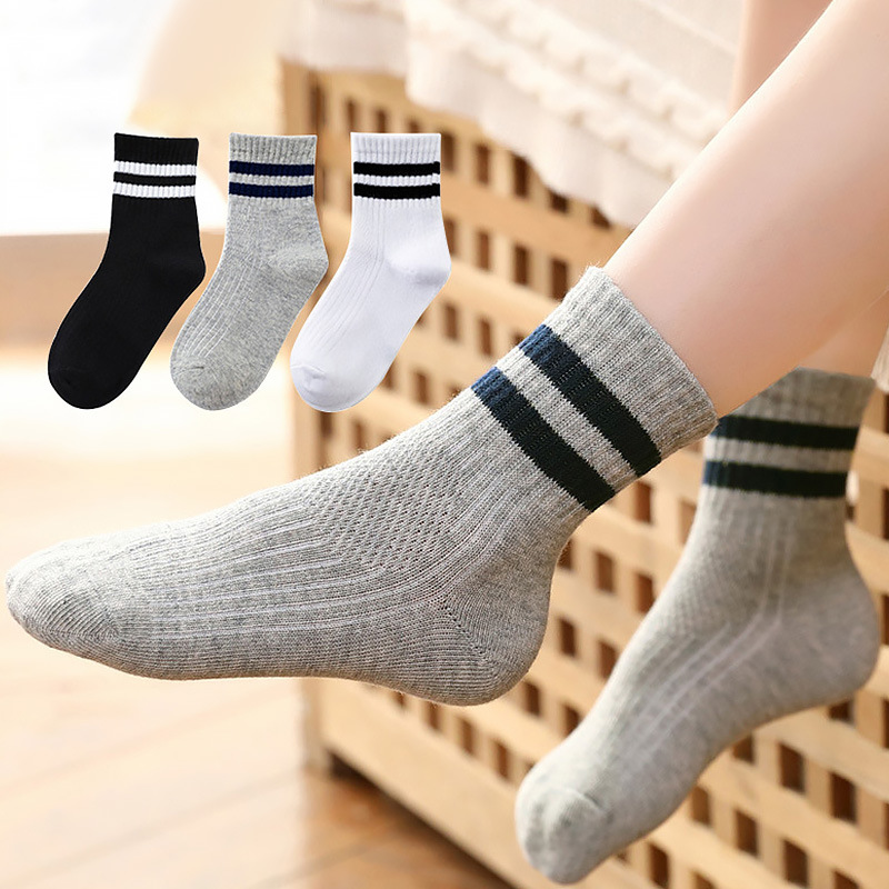Оптовая продажа детских носок тонкие носки для мальчиков и девочек однотонные полосатые носки средней длины для студентов спортивные хлопковые носки оптом