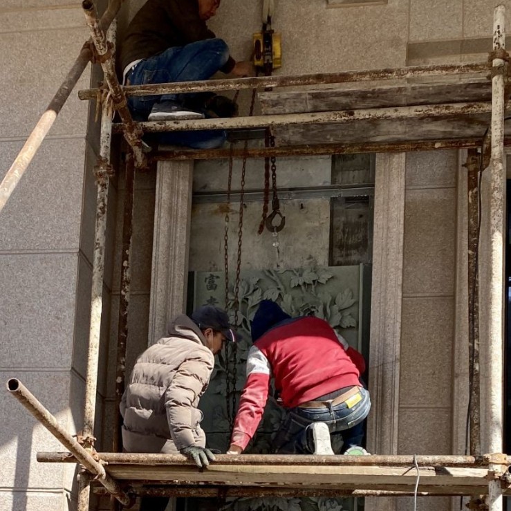 Hui'An Stone Carving Factory Direct Sales Architectural Stone Exterior Wall Dry Hanging Villa Customized Installation Stone Fence