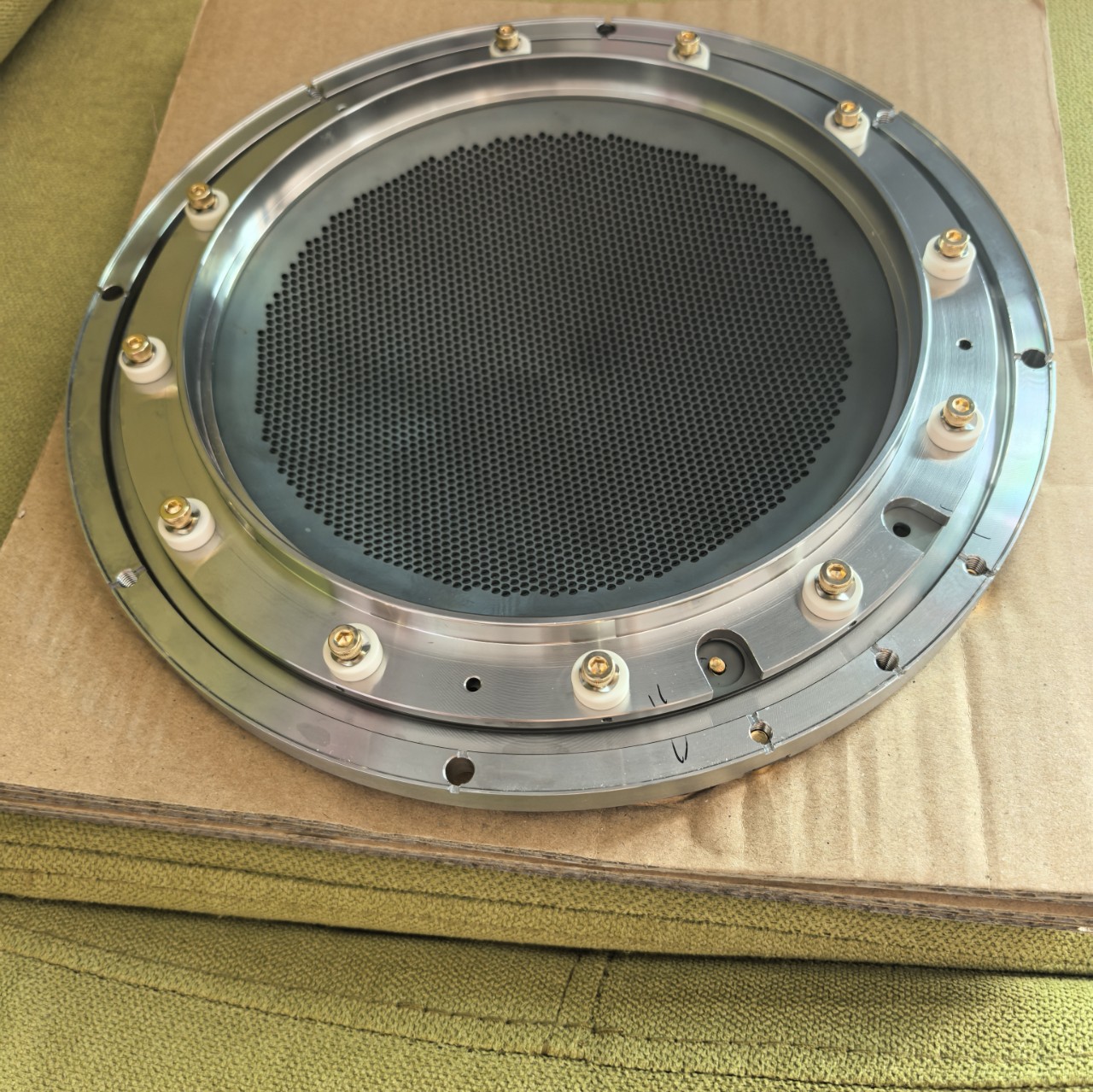 Точка поставки оригинального нового источника ионов Cologne Nis-175-4M