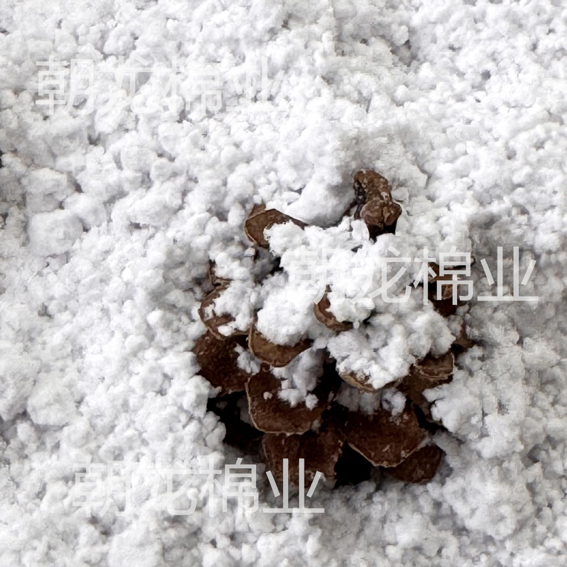 Искусственные снежинки для рождественского декора, оформление витрин, создание праздничной атмосферы