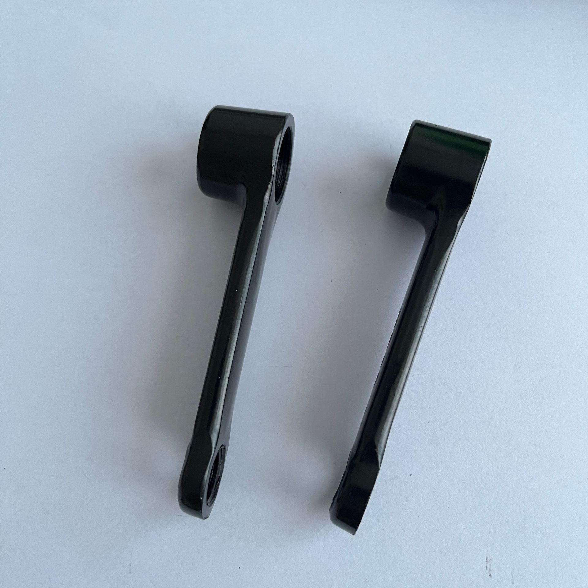 Manufacturers electric car crank 89mm straight left and right Silk sprocket leg pedal connecting rod Bicycle Accessories Wholesale