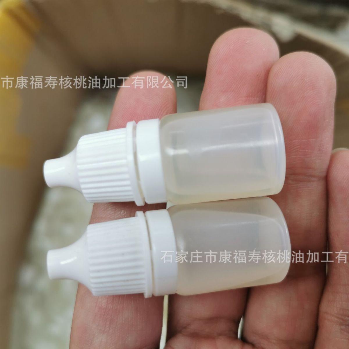 Manufacturer Wholesale Walnut Oil Essential Oil Wenwan Maintenance Oil Olive Core Star and Moon Rudraksha Maintenance Oil 5ml Drip Mouth