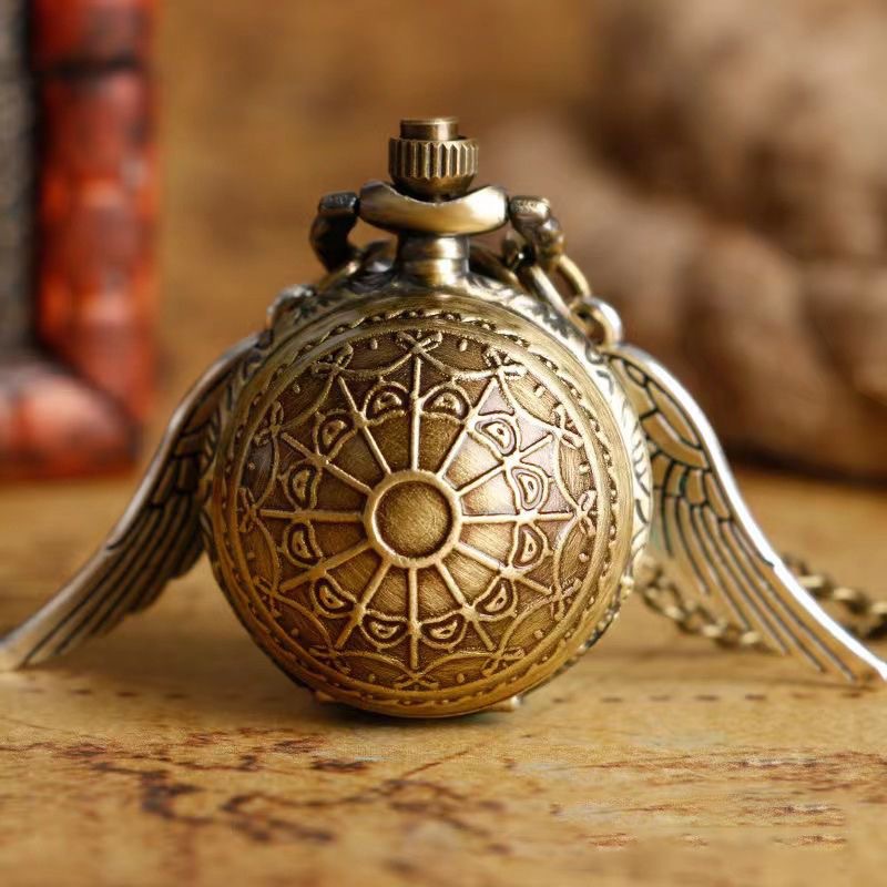 Harry Potter Peripheral Pocket Watch Golden Snitch Ball Vintage Necklace Watch Flip Large Wings Pendant Memorial Watch