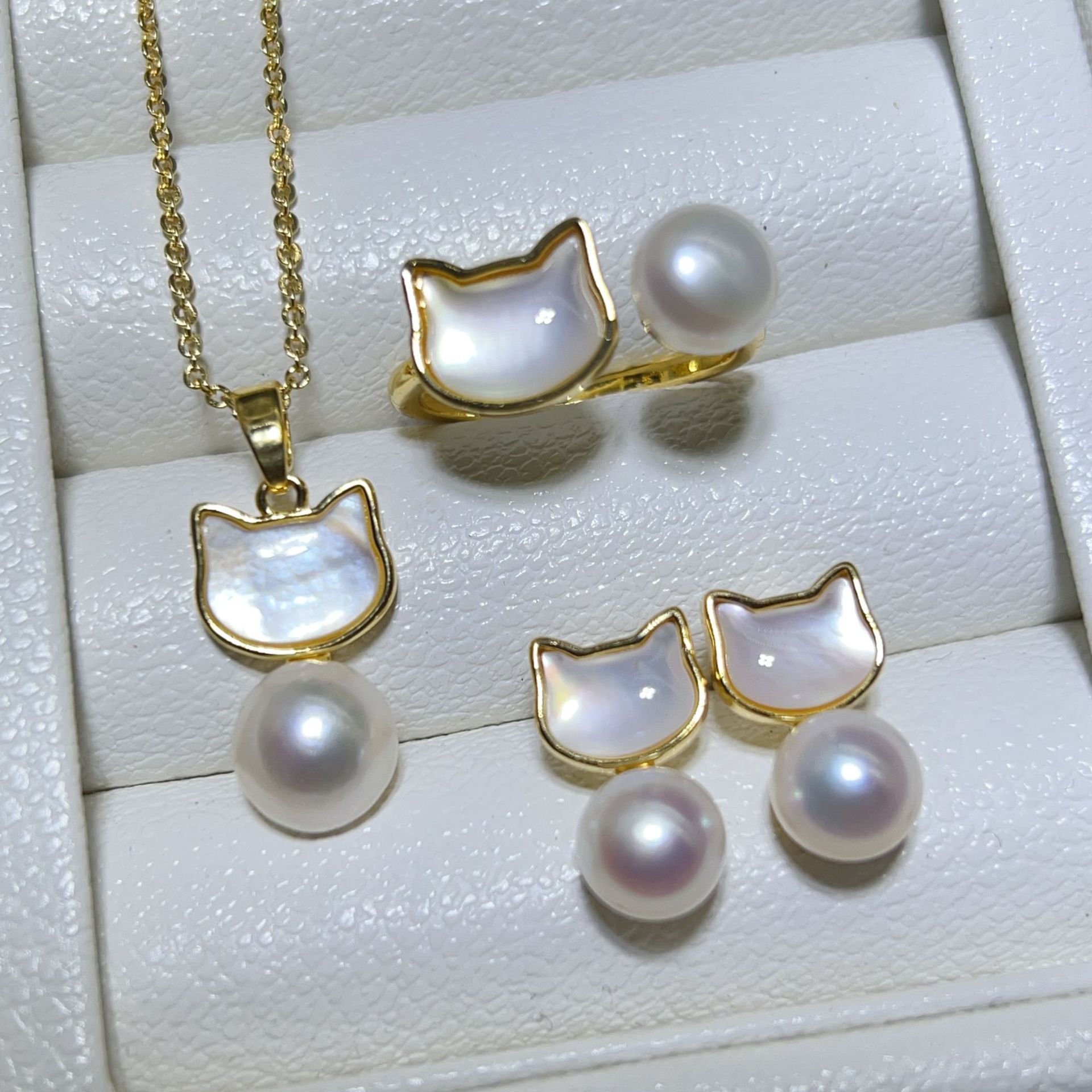 S925 Silver Needle Gold Plated Summer New Pearl suit Natural Freshwater Pearl Cute Small Animal Stud Earrings Necklace
