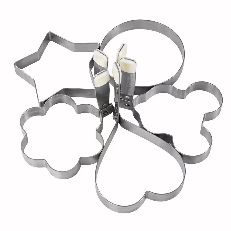 304 Stainless Steel Omelette Mold Heart-Shaped Omelette Model Artifact Poached Egg Kitchen Creative Omelette Maker