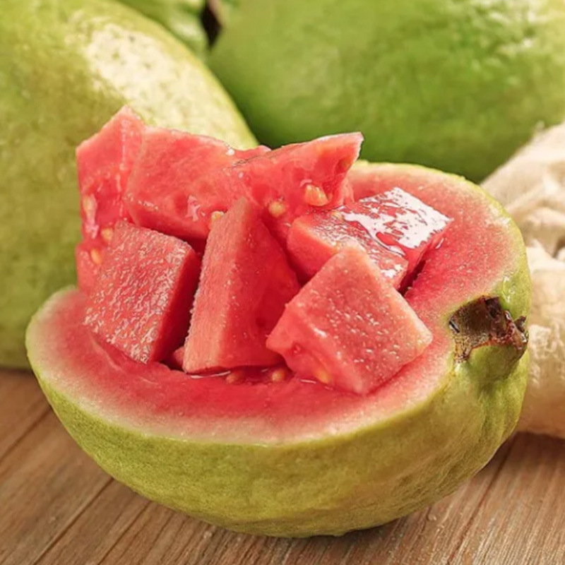 Fujian Red Heart Guava Guava Comes with Sour Plum Powder, Fresh Seasonal Crispy, Sweet and Refreshing Fruit, Straight from the Origin Wholesale