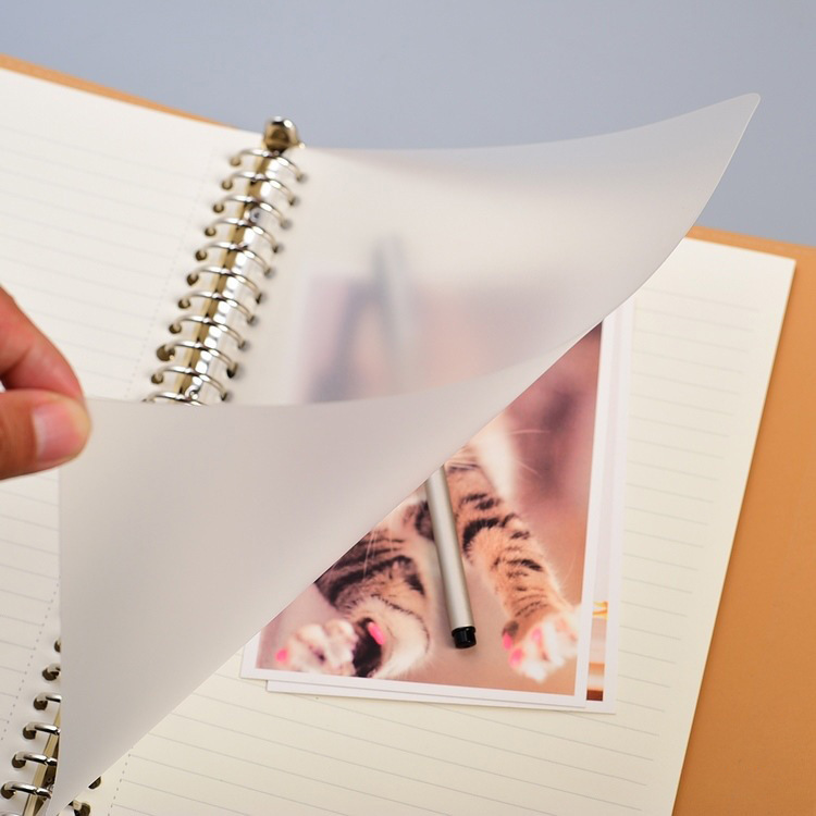 Translucent frosted pp baffle 6-hole loose-leaf inner page partition transparent A5A6 hand account core wholesale partition page