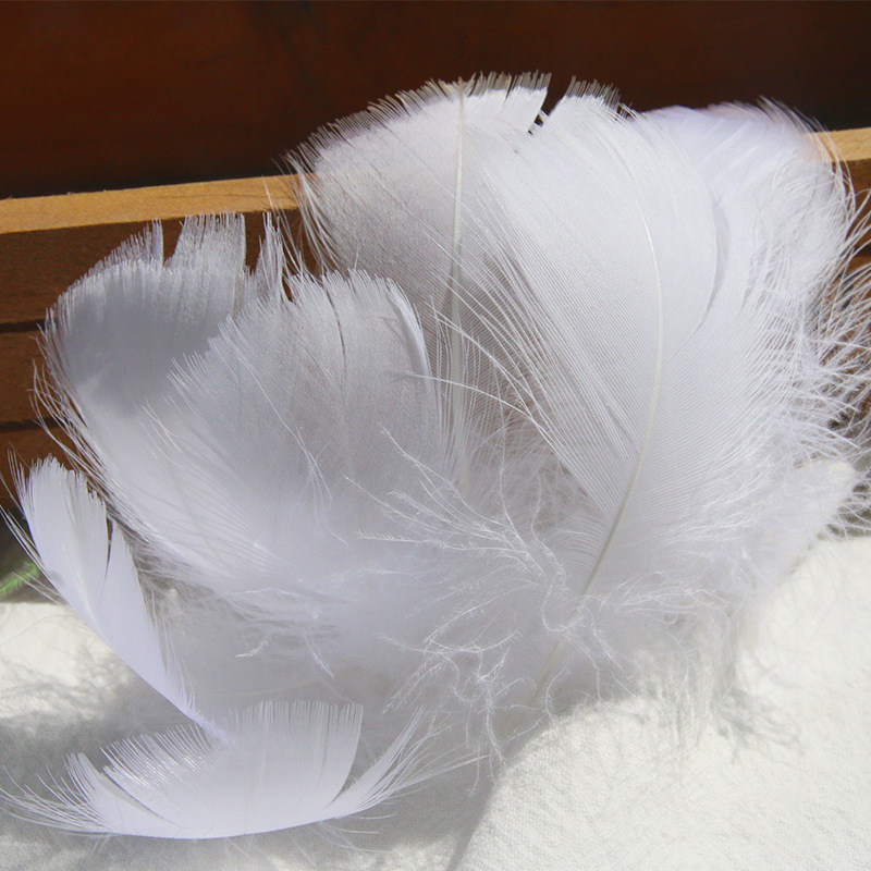 Self-produced spot diy color small feather small floating feather goose feather stage wedding wave ball filling material