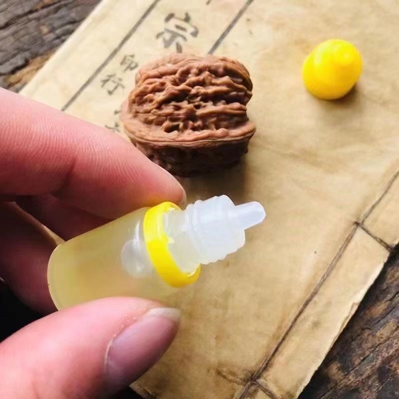 Маленькая бутылка оливкового масла, уход за браслетом из бусин бодхи