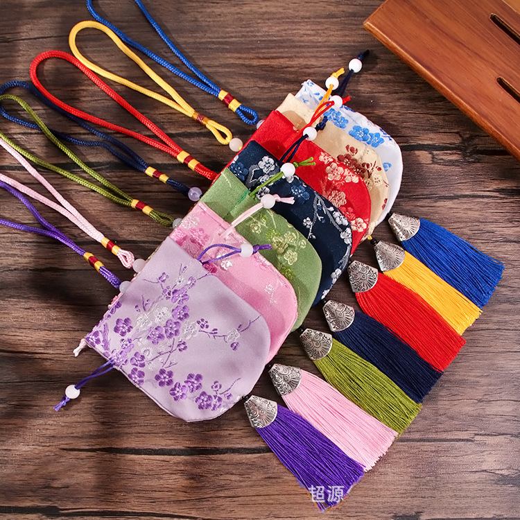 Dragon Boat Festival sachet sachet empty bag portable embroidery car pendant sachet Children Baby fetal hair mosquito repellent lavender