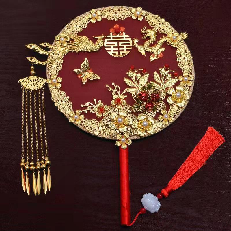 Round Fan Ancient Style Bride Xiuhe Wedding Ceremony Chinese Xiuhe Clothing Fan Chinese Hanfu Holding Flower D