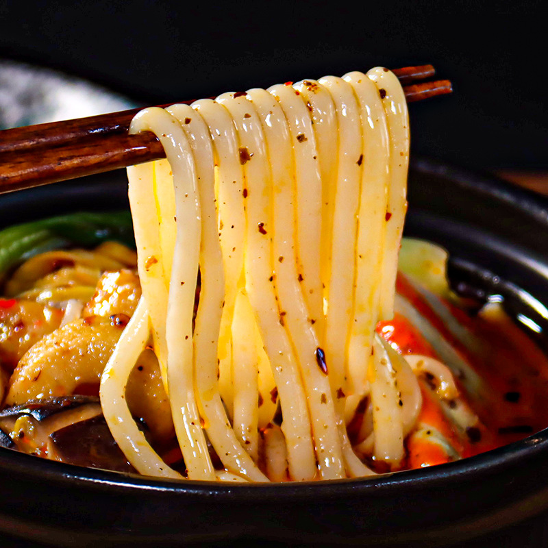 Northeast Boyle Crossing Bridge Rice Noodle 350g Spicy Rice Noodle Casserole Rice Noodle Convenient Fast Food Bag Vacuum 3 Pack Material