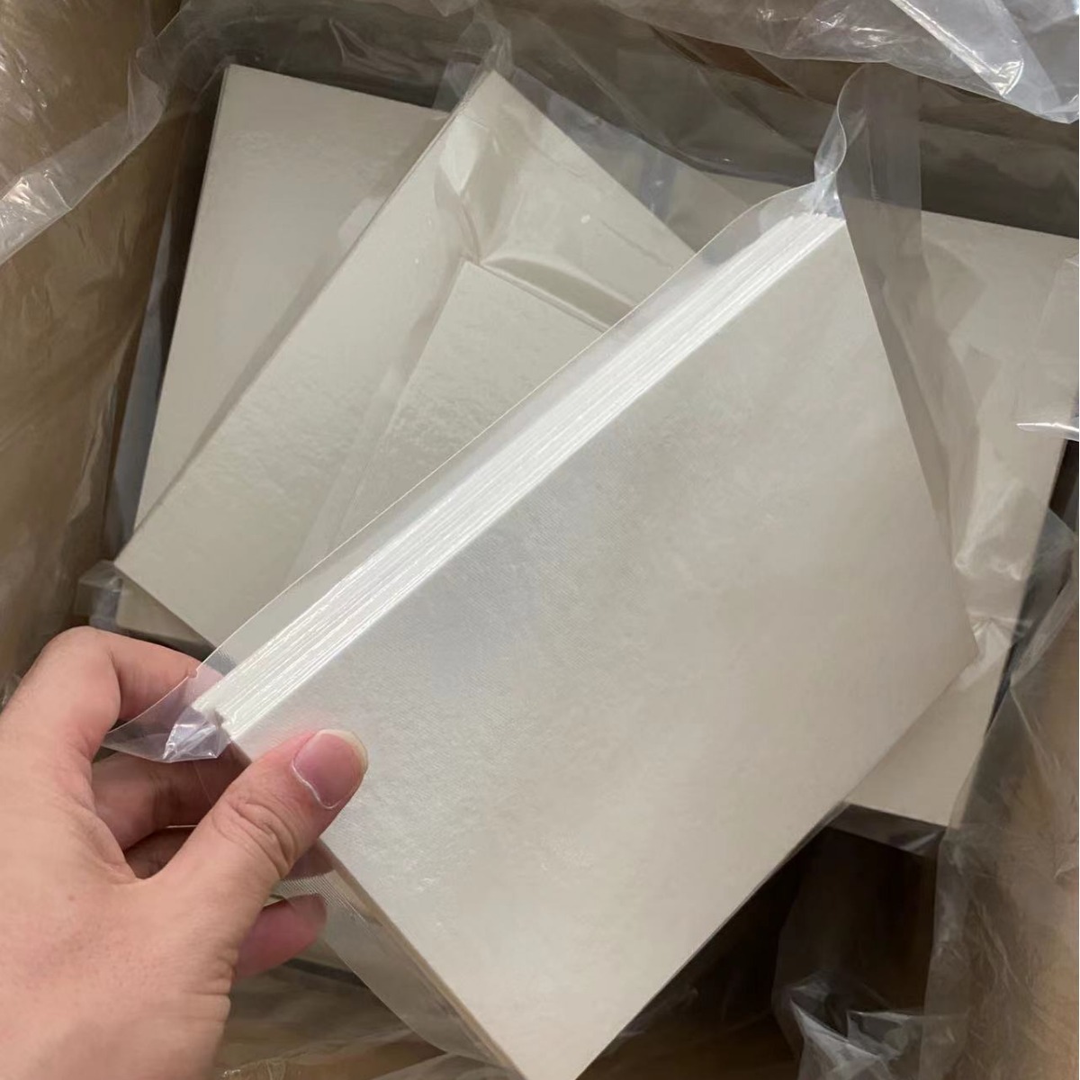 Spot Embossed Drying Paper Embossed Absorbent Paper Absorbent Paper Lining Paper Absorbent Paper Drying Board