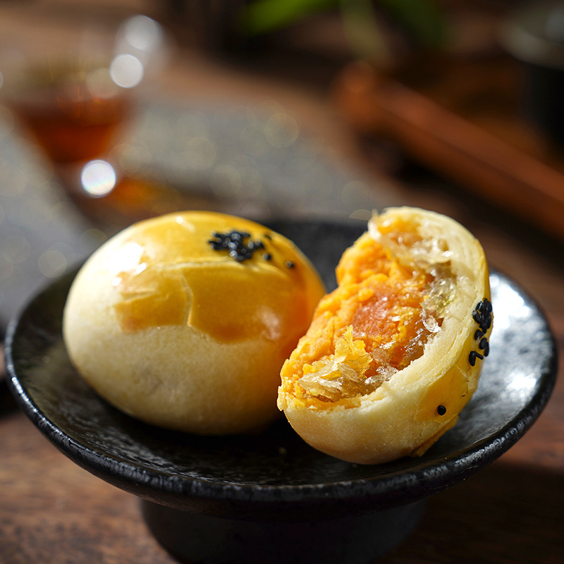 Egg Yolk Cake Wholesale Handmade Whole Egg Yolk Cake Traditional Pastry Snacks Wholesale Taizhou Stuffing Mid-Autumn Festival Group Purchase
