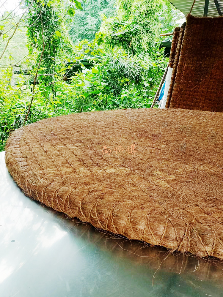 Hot New Product Handmade Mountain Palm Round Palm Mattress Without Glue Line Stitching Hard Fashion Adult Palm Mattress Direct Sale