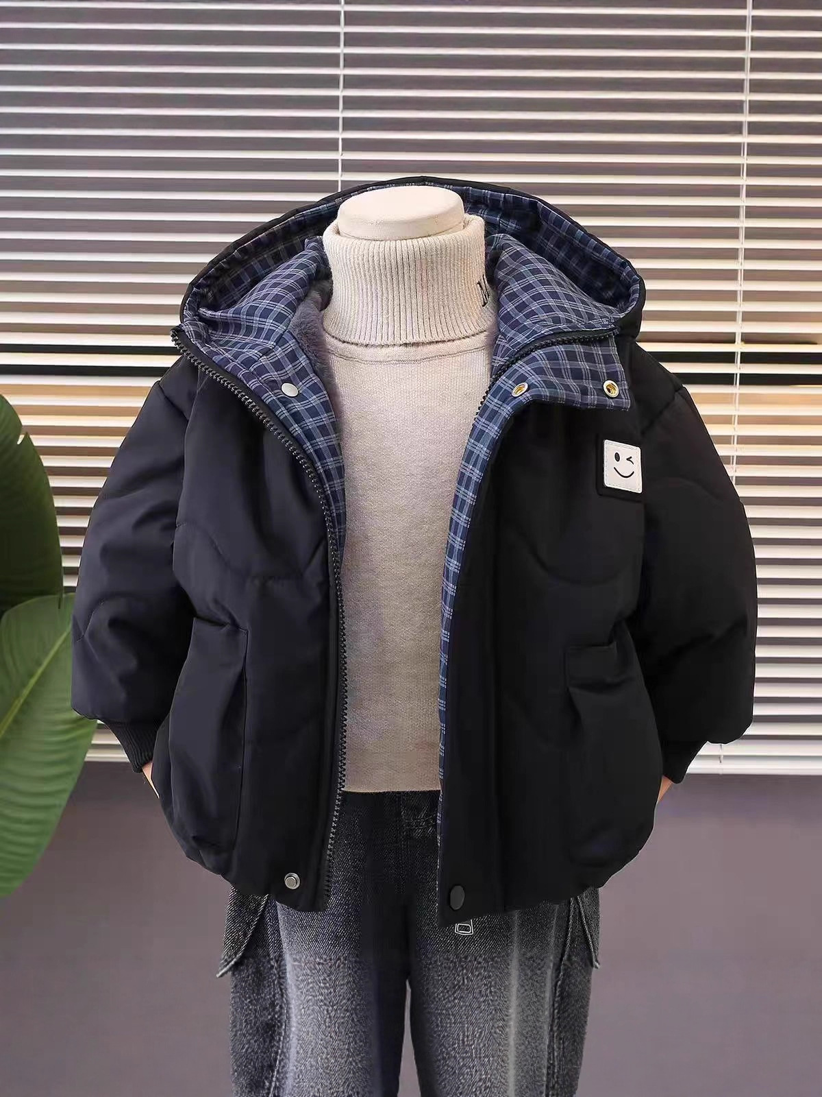 Boys' Fleece Cotton Jacket Winter 2025 New Kidsren's Baby Christmas Red Thickeneded Cotton Jacket Winter Clothes