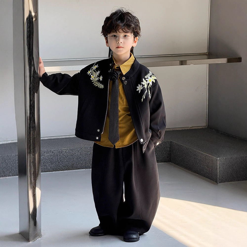 Комплект куртки для мальчиков, осень 2025, новая куртка с цветочной вышивкой, повседневная куртка, модная верхняя одежда для детей, оптовая продажа