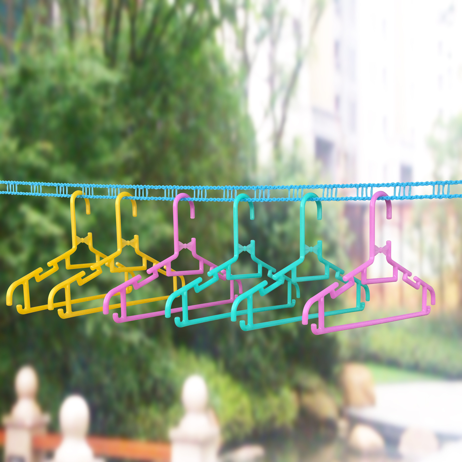 Windproof and Anti-Slip Clothesline, Outdoor Clothesline, Opp Standard Model, Can Be Shipped on Behalf of Others