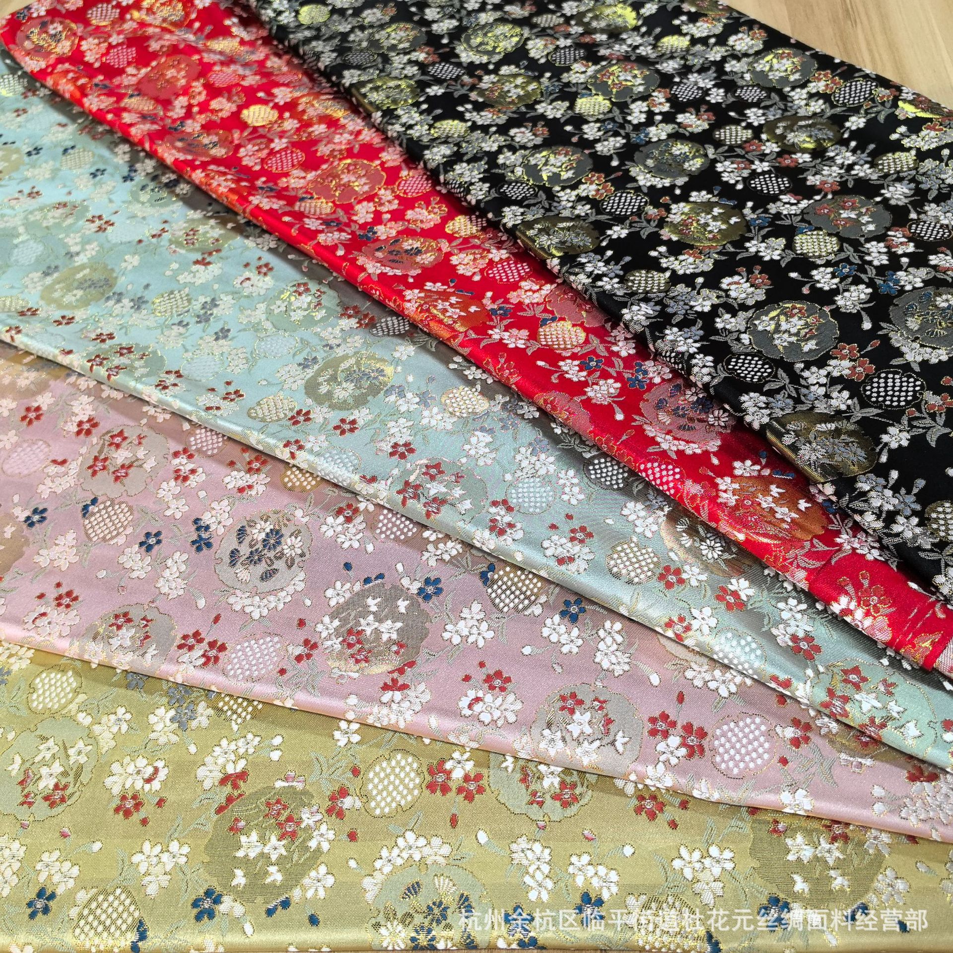 150 ширина, японский стиль, красная бамбуковая цветочная ткань для чонгшань, имитация brocade