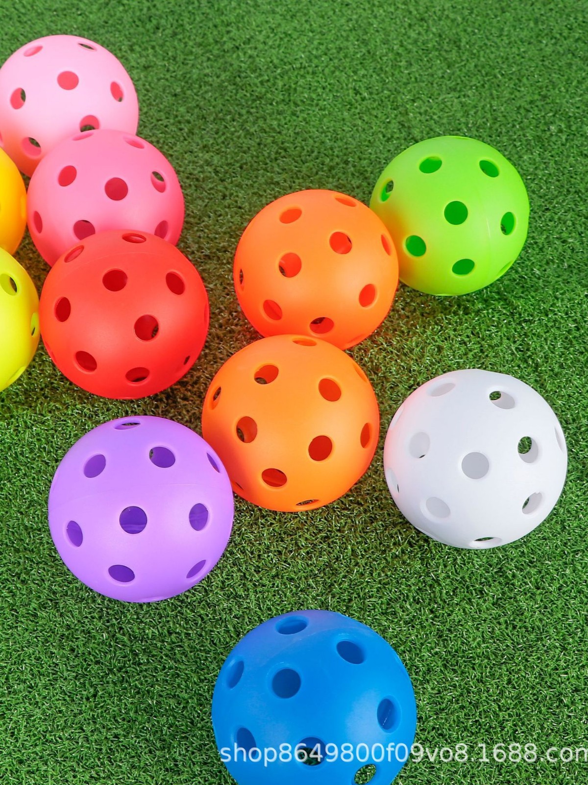 26-Hole 40-Hole Durable Pickleball Injection Molded Tpe Pickleball with Hole Injection Molded Ball Hole Ball Can Be Added with Logo