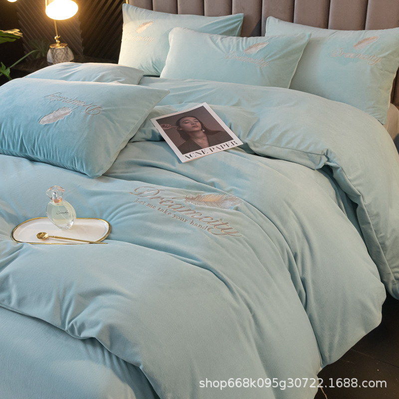 Trendy Influencer Live Crystal Velvet Solid Color Embroidery Four-Piece Set French Milk Velvet High Weight Set
