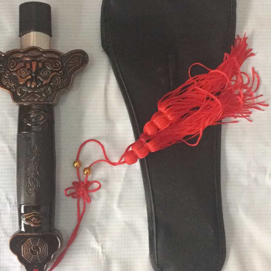 Manufacturer Wholesale Kidsren's Toys Stainless Steel Telescopic Sword Magic Sword Morning Exercise Tai Chi Sword Scenic Spot Temple Party Hot Sale