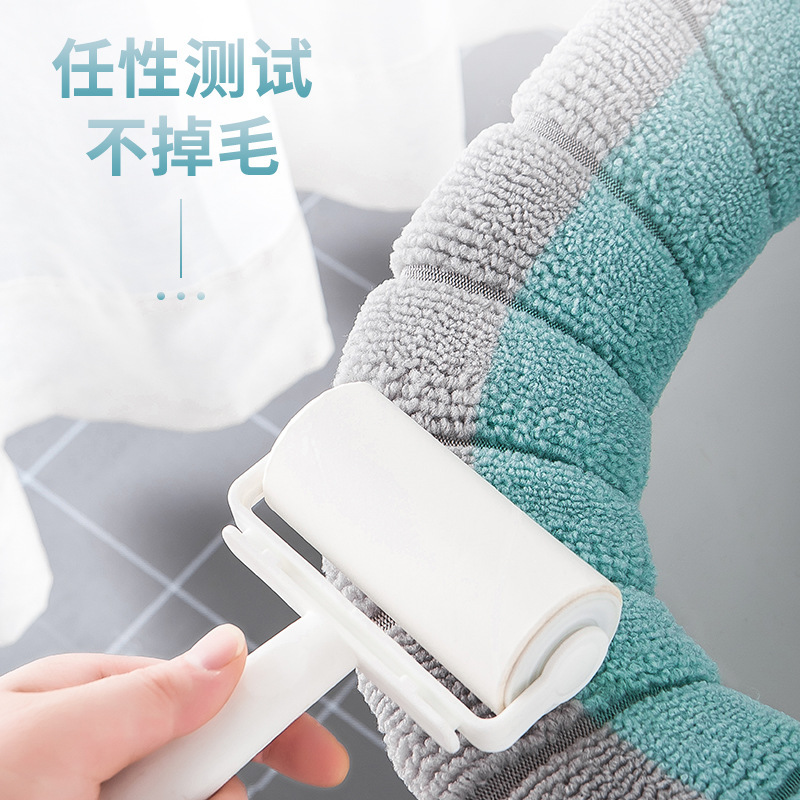 Household Toilet Mat, Winter Thickened Toilet Seat Cushion, Cartoon Handle Toilet Cover, Universal Velvet Toilet Cover for All Seasons