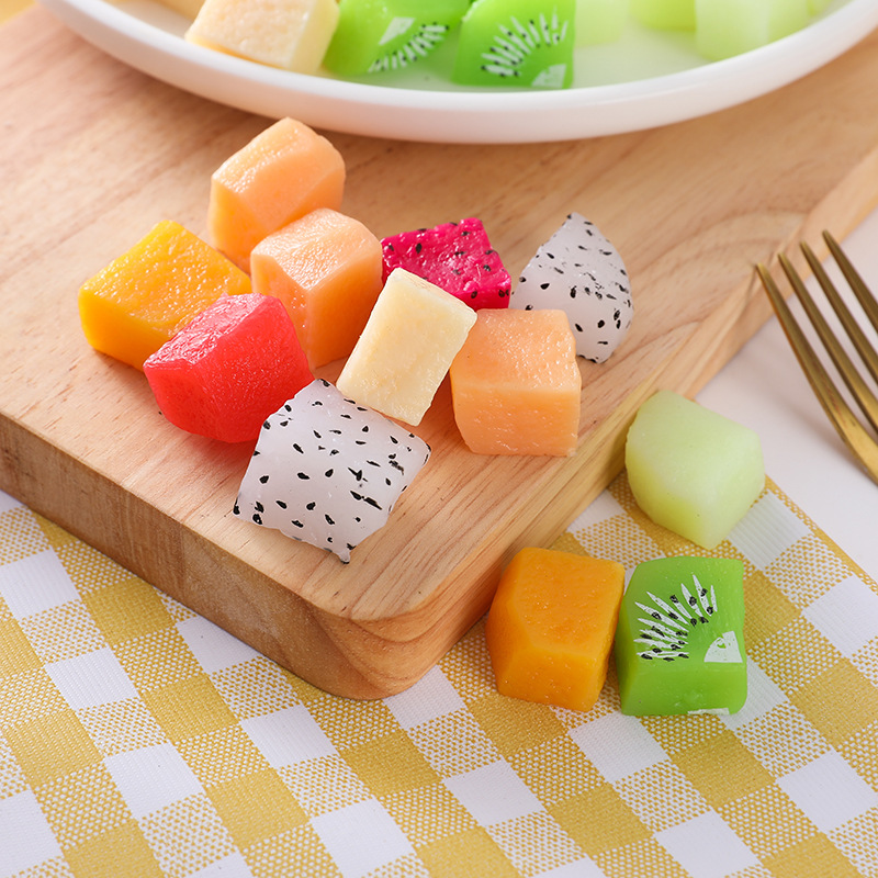 Simulation fruit diced model fruit block fake kiwi fruit pitaya watermelon model fruit pie salad smoothie accessories
