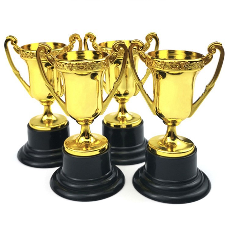 Eco-friendly material plastic toy trophy children's mini toy medal trophy giveaway small toy cross-border exclusive