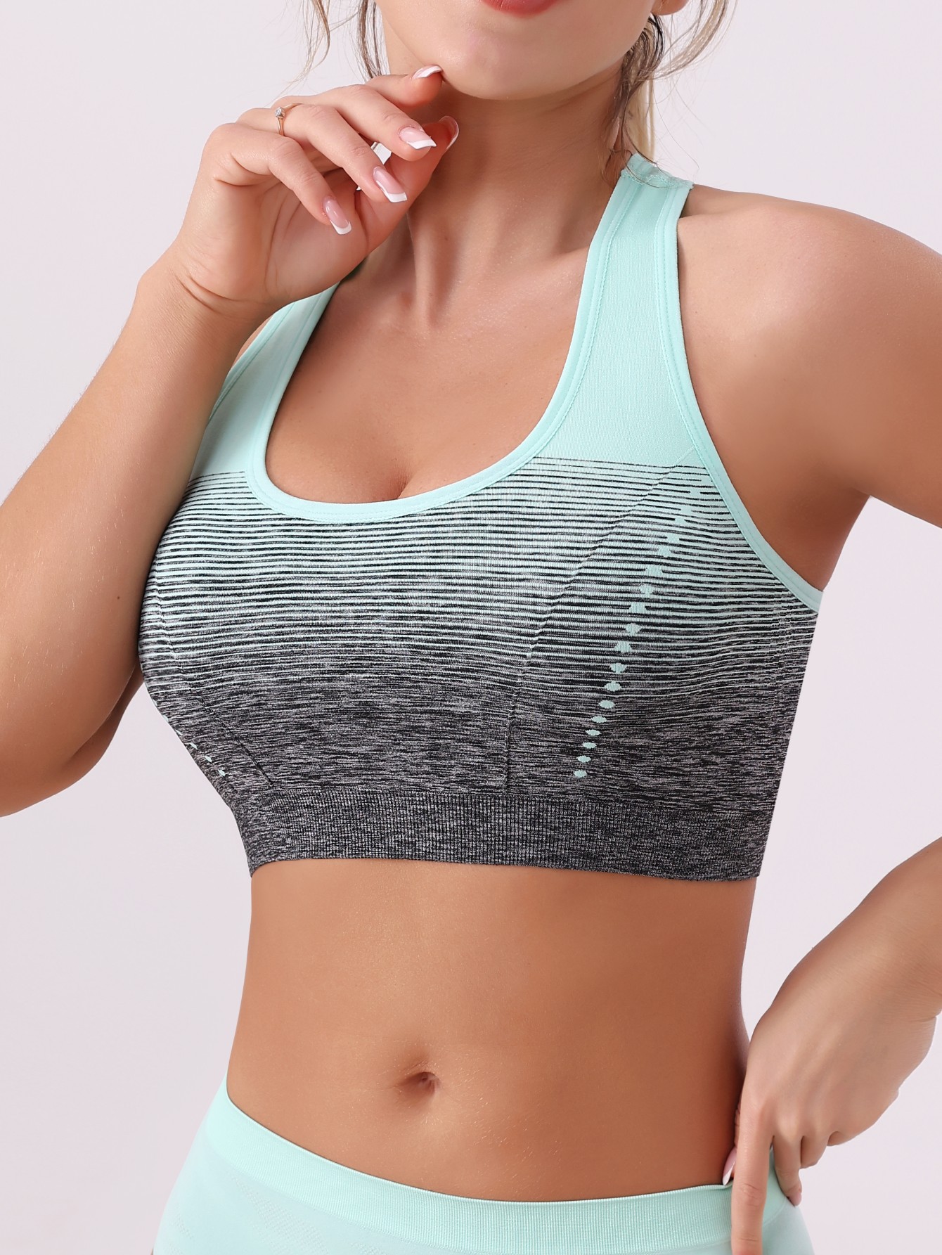 Zhanrun Cross-border 2110 Seamless Gradient Running Fitness Yoga Sports Underwear with Chest Pad Detachable sports